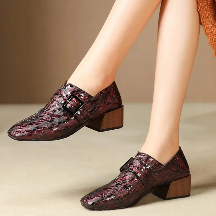 MLJUESE/ женские туфли-лодочки из коровьей кожи; сезон осень-весна; женские вечерние туфли на высоком каблуке с квадратным носком и ремешком с пряжкой; цвет винный, красный; размеры 34-42