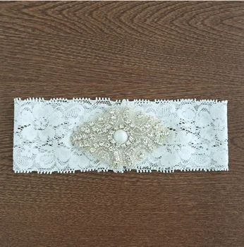 

Elegant Lace With Rhinestone Wedding Garters