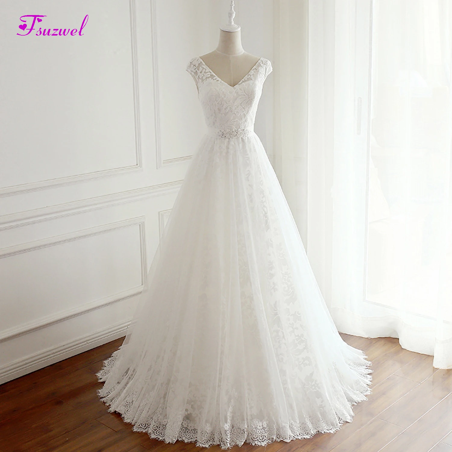 

Fsuzwel New Gorgeous Appliques Sashes Beaded A-Line Wedding Dress 2020 V-neck Backless Lace Princess Bridal Gown Robe De Mariage