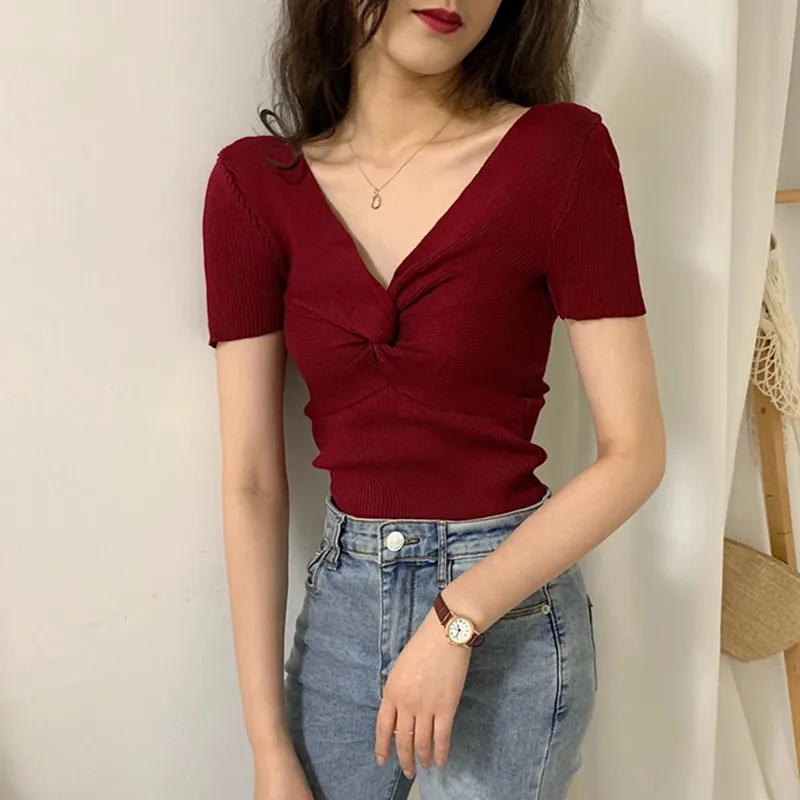 

New Solid Color Summer T-Shirts Women 2019 Korean Fashion Twist Knot Short Sleeve V-Neck T Shirts Ladies Casual Tops Clothing