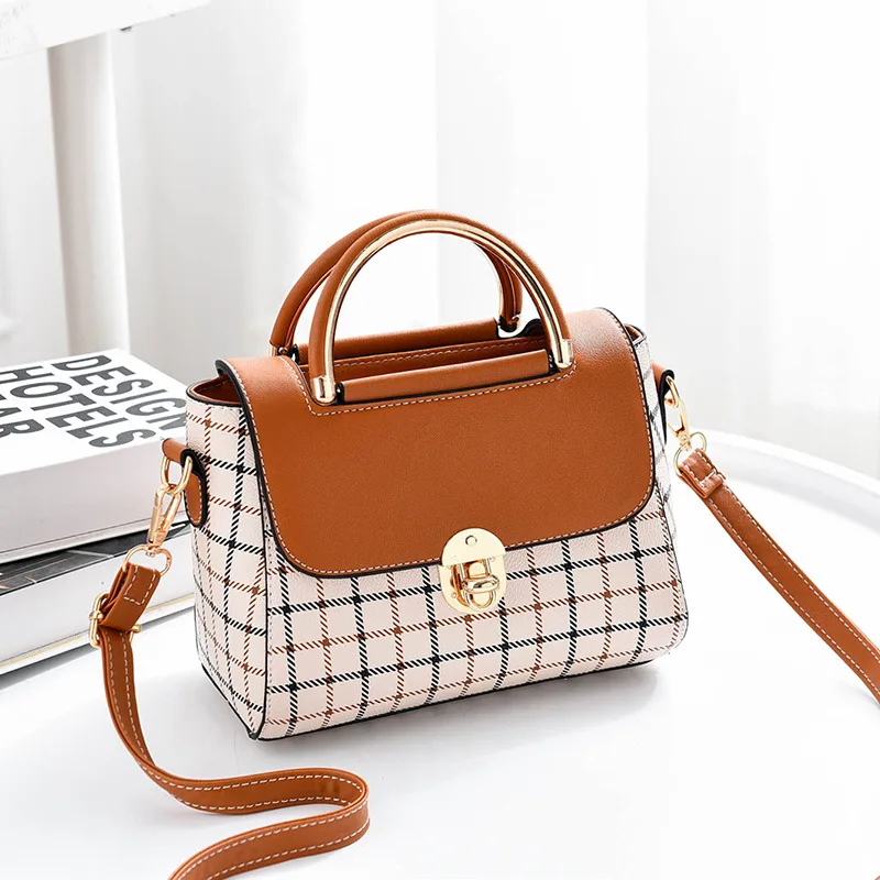 BERAGHINI New Luxury Women PU Leather Shoulder Bag Ladies Handbags Quality Brand Messenger Bags Female Small Tote Crossbody Bag BERAGHINI New Luxury Women PU Leather Shoulder Bag Ladies Handbags Quality Brand Messenger Bags Female Small Tote Crossbody Bag