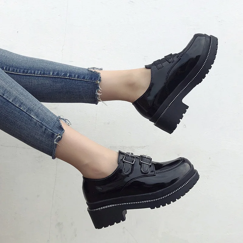 Черные туфли на толстой подошве без шнуровки espadrilles Лоферы с металлическим