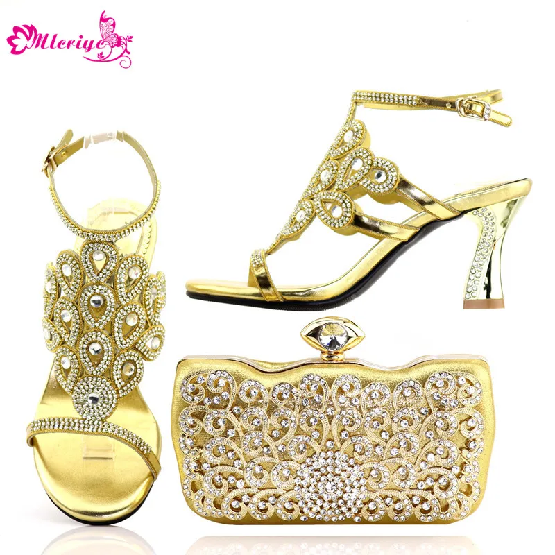 

New Arrival Designer Shoes Women Luxury 2018 Sales In Women Matching Shoes and Bag Set Decorated with Appliques Elegant Pumps