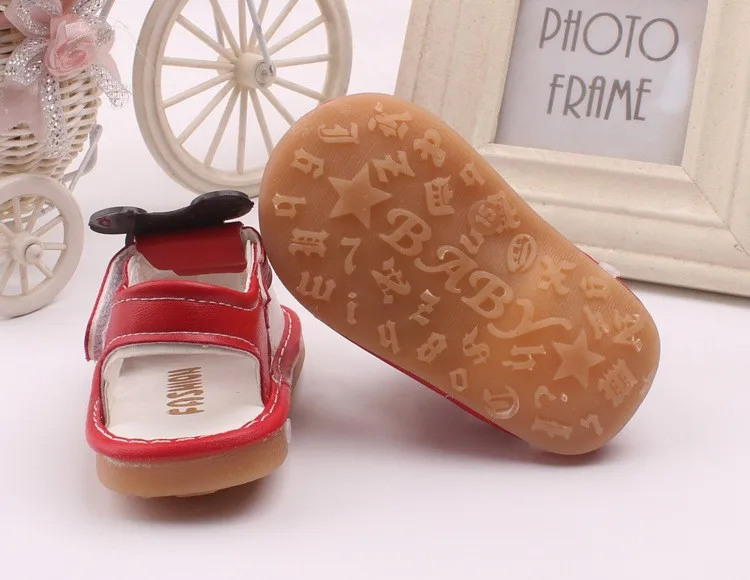 Мультяшные сандалии для маленьких мальчиков и девочек от 0 до 24 месяцев Летняя детская обувь для новорожденных с мягкой подошвой Первые ходунки для младенцев