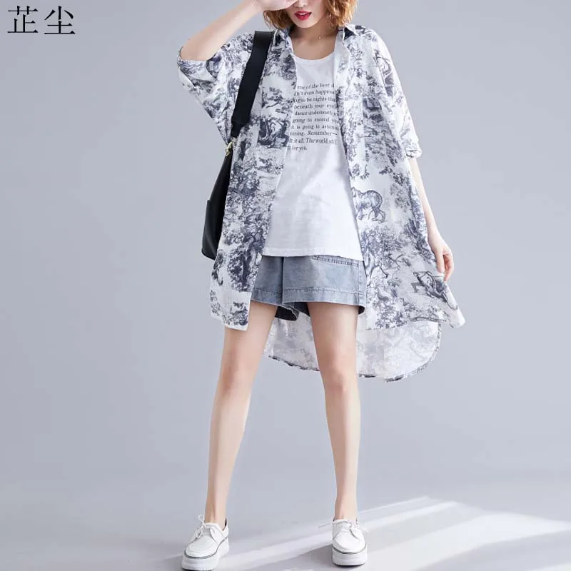 

Plus Size Animal Print Women Blouses Shirts Vintage Long Sleeve Loose Large Long Cardigan Shirt Roupa Feminina 5XL 2019 Autumn