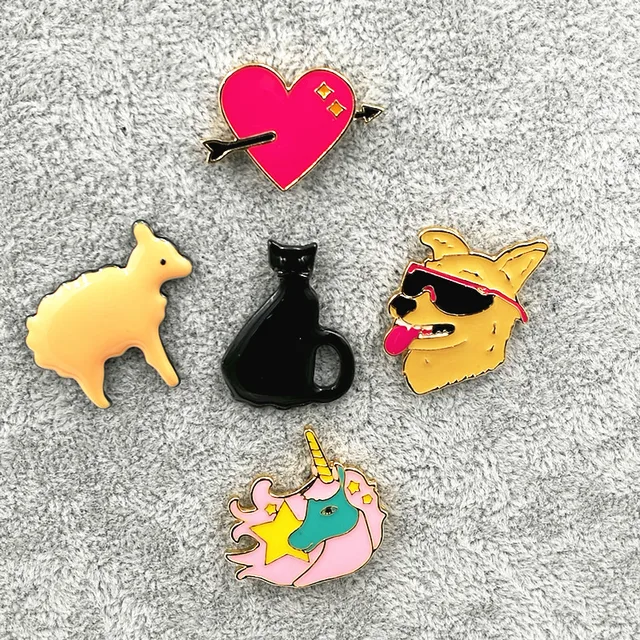 077 14 De Réductiontimlee X193 Livraison Gratuite Dessin Animé Mignon Chien Mouton Coeur Licorne Chat Métal Broche Broches Bijoux De Mode En