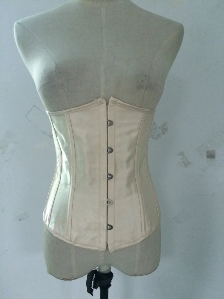 2686 underbust corsets (1)