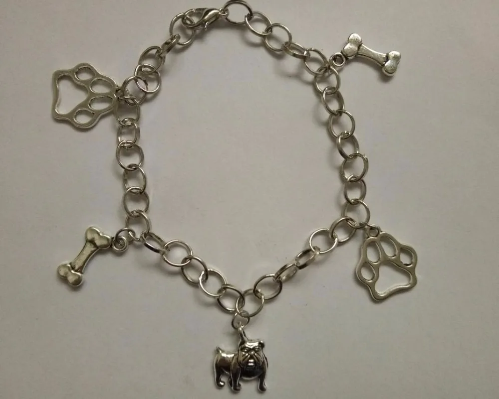 

Mixed Vintage Silvers Chain Cat Pug Dog Bone Pet Dog Paw Prints Charms Bracelets Bangles For Women Girls DIY Jewelry Gifts B82