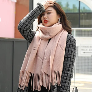 Best Gift Winter Warm Red/Yellow Color Wool Knitting Scarf For Ladies Scarfs Wraps Fashion Pashmina Tassel Female Scarves Wraps - Цвет: Pink