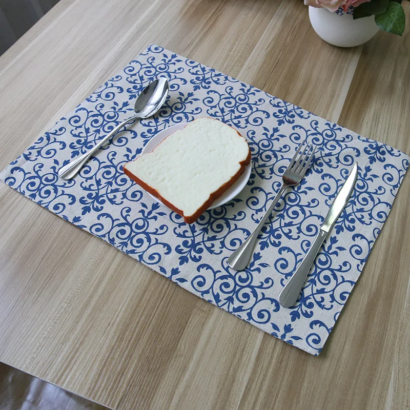 Traditional Chinese Style Blue and White Porcelain Cloth Table Mat Chinese Restaurant Table