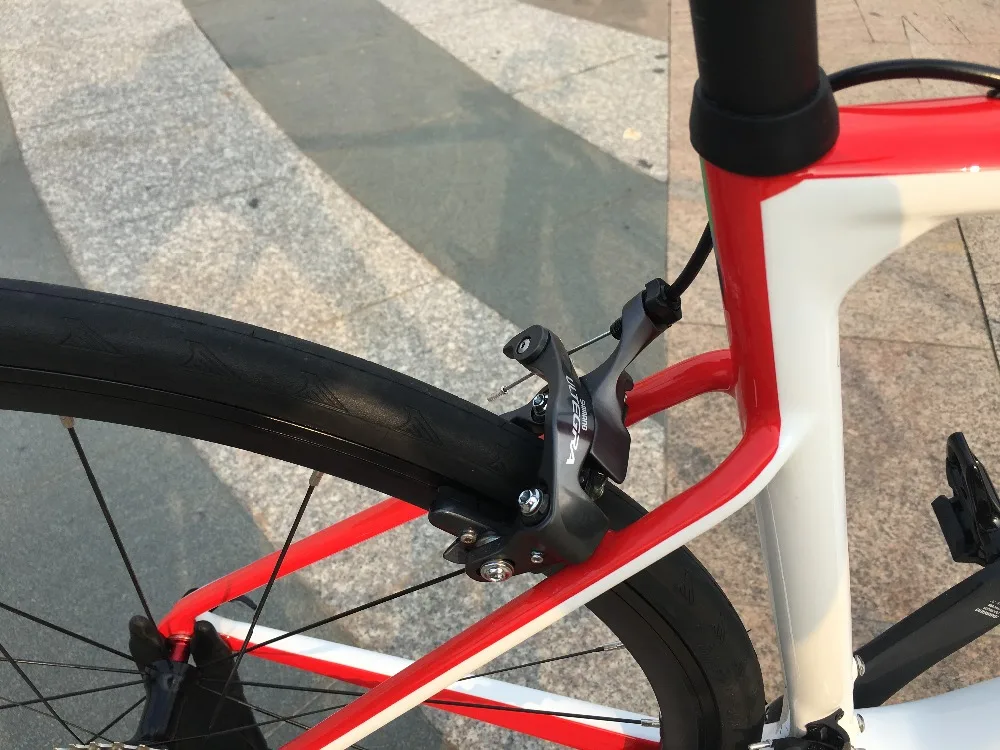 Discount 700C carbon Road Complete Bike 22 Speed 105 5800 Groupset TAIWAN brand light blue sky FASTERWAY CLASSIC D brake 49/52/54/56/58 72 Discount 700C carbon Road Complete Bike 22 Speed 105 5800 Groupset TAIWAN brand light blue sky FASTERWAY CLASSIC D brake 49/52/54/56/58 72