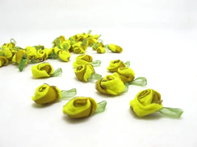 

15 Pieces Yellow Acrylic Felt Rolled Flower Buds|With Leaf Loop|Glued|Floral Empplique|Rosette Flowers|Rose Buds|Flower Decor|