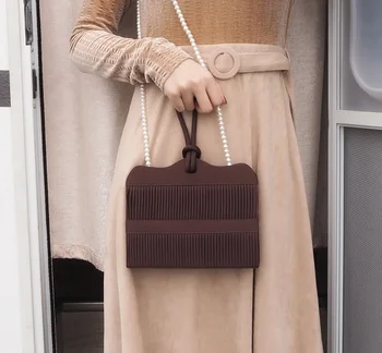 

Women's Handbags Vintage Pleated Bag Pearl Chain Shoulder Crossbody Bag Tote Banquet Dress Bag Bolsa Feminina
