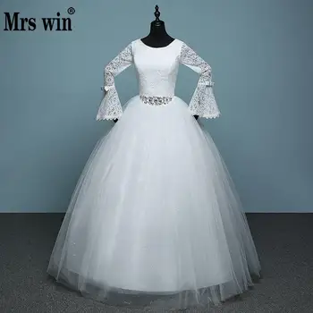 

2020 Winter Long Sleeve Winter Wedding Dress White Red Lace Ball Gown Simple Crystal Diamond Belted 100% Real Photo Bridal Dress
