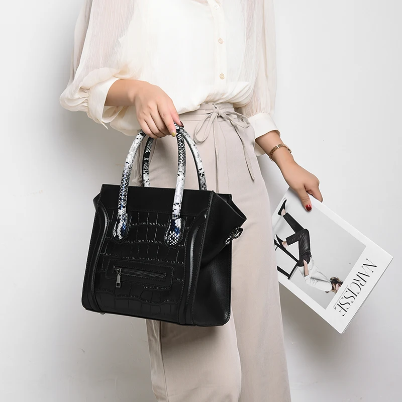 Модная женская сумка со смайликом и летучей мышью, роскошная женская сумка, дизайн, высокое качество, женские сумки на плечо, Прямая поставка, классический дизайн