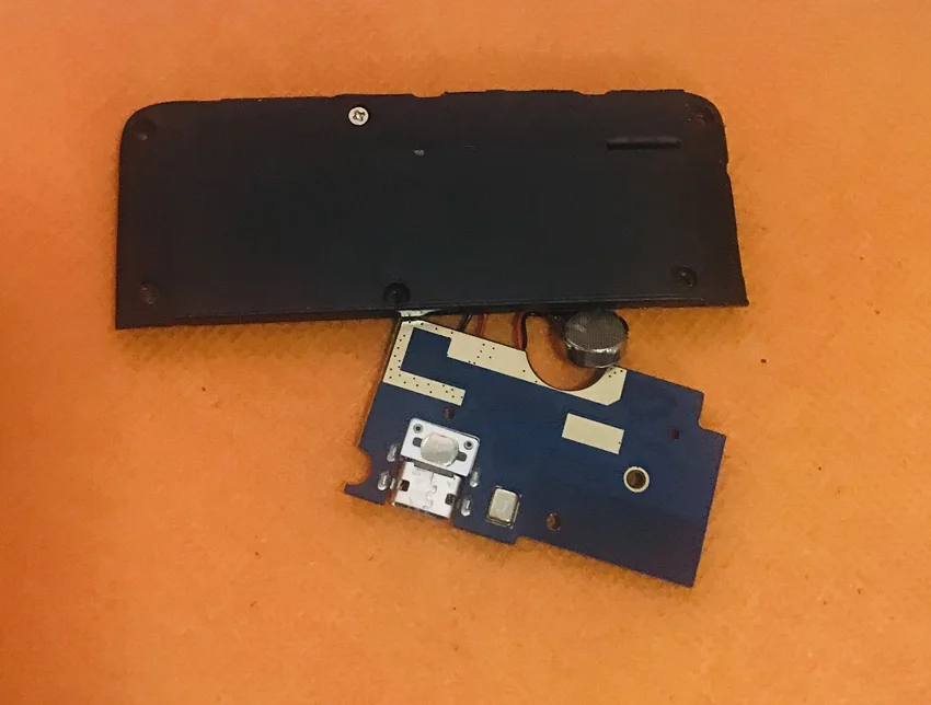 

Used Original USB Plug Charge Board For DOOGEE SHOOT 1 MTK6737T Quad Core 5.5 Inch FHD Free shipping