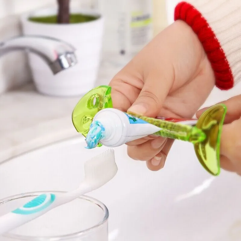 1 pcs Multifunction Fish bone Toothpaste Squeezers creative toothpaste dispenser sealing clip Peelers home bathroom tool
