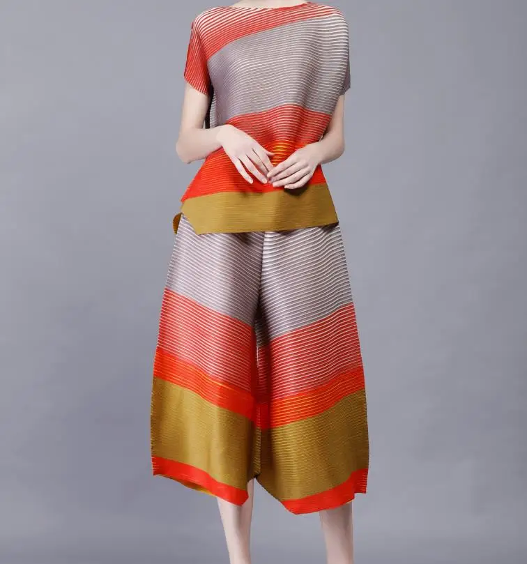 

2019 top + Pants sets19532-4