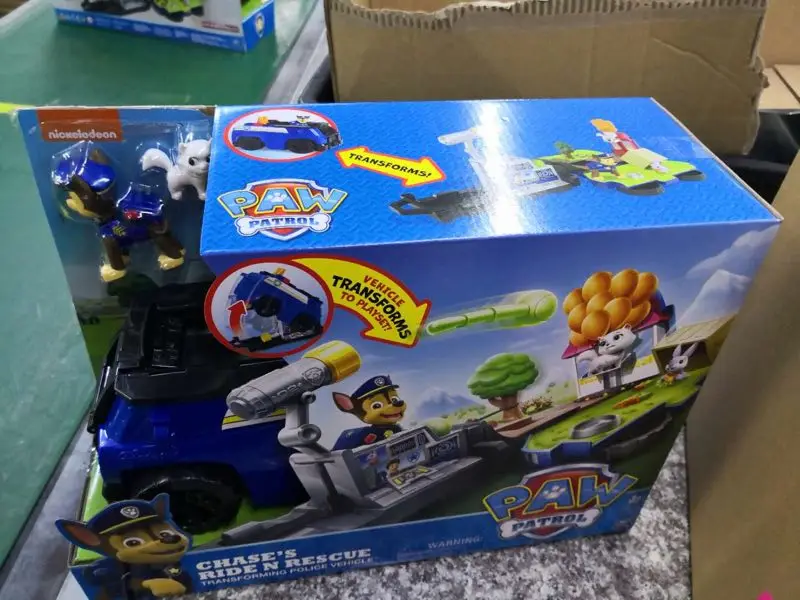 Горячая Подлинная Paw Patrol chase marshall's ride n rescue/Автомобильная фигурка оригинальная коробка - Цвет: chase with box