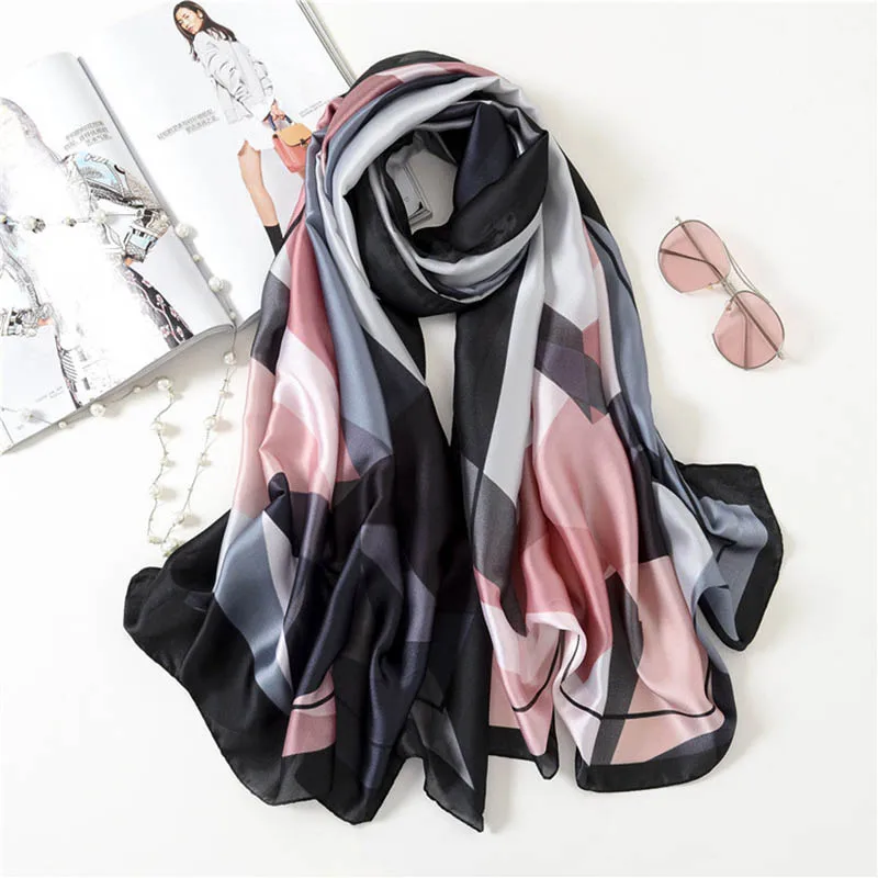 

Brand Luxury Bandana Fashion Women Silk Scarf Hijab Summer Beach Elegant Scarves Retro Casual Shawls Wraps Stoles