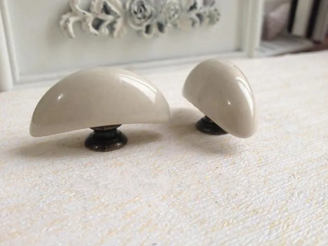 السيراميك مقبض الأطفال الكرتون الريفية خزانة القمر خزانة سحب ثقب واحد السيراميك مقبض الأطفال الكرتون الريفية خزانة القمر خزانة سحب ثقب واحد