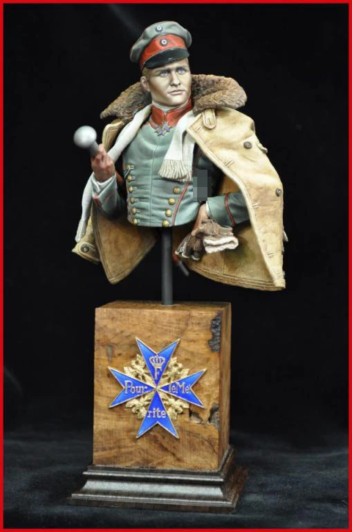 

1/10 Scale Resin Bust Red Baron (no base)
