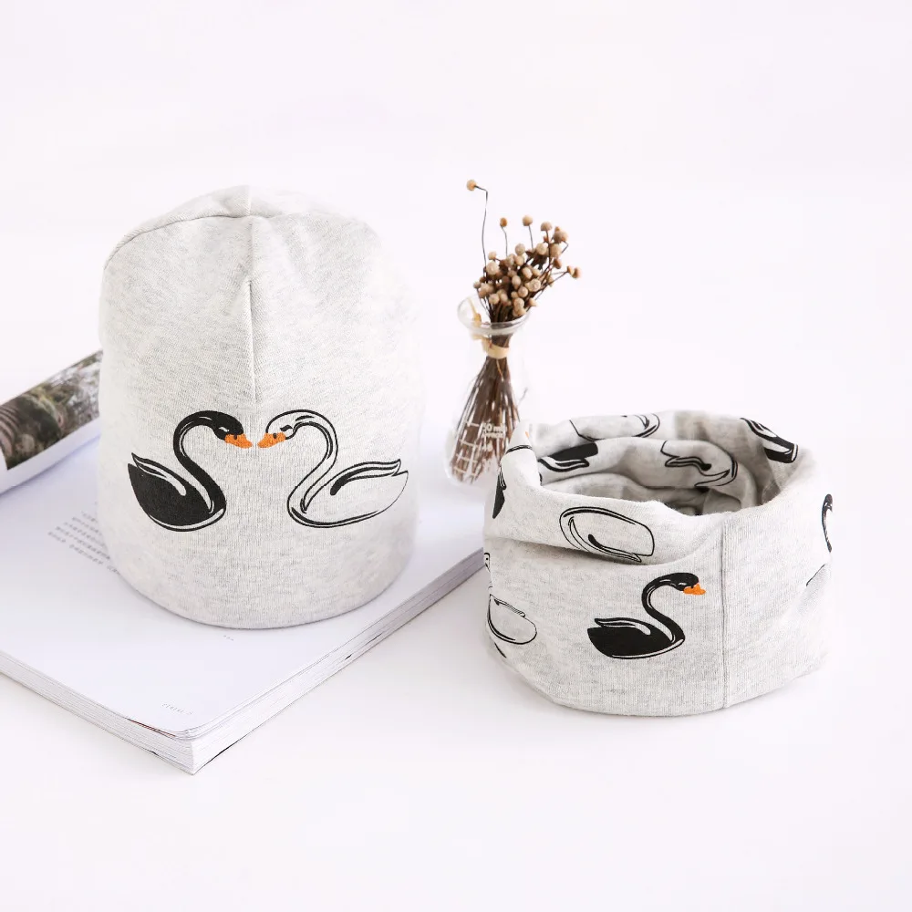 Осенне-зимний комплект из двух предметов: шарф и шапка, хлопковая шапочка с воротником для малышей, Детские аксессуары, шапка с лебедем и звездой+ шарфы, детская одежда