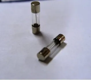 Оригинальный новый 100% [Специальное] 5x20 мм Предохранитель T2AL250V T2A250V 2A задержки |