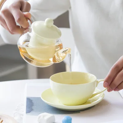 Горячая стеклянный чайник W/a Fine China Infuser чашка с фильтром и блюдцем набор чайный горшок и чайная чашка для одного чайника Smarkt для одного - Цвет: Colored Yellow