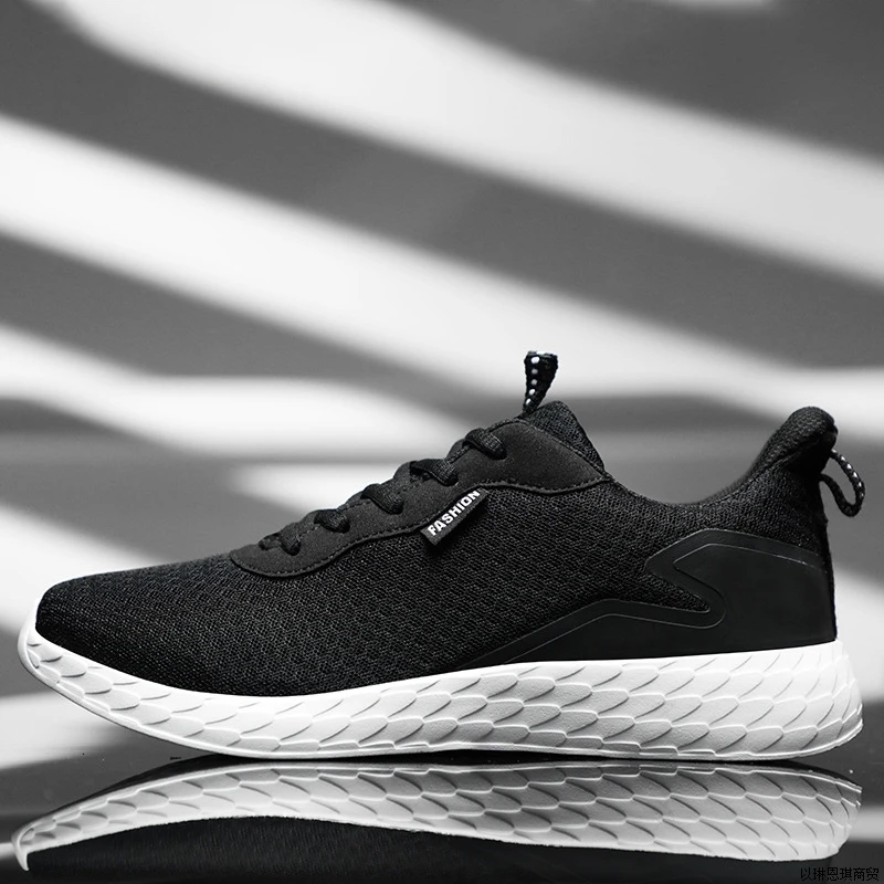 

Lightweight flyknit sneakers men Shoes Breathable outdoor soft sole sports Shoes Men Flats chaussure homme Walking shoes size 46