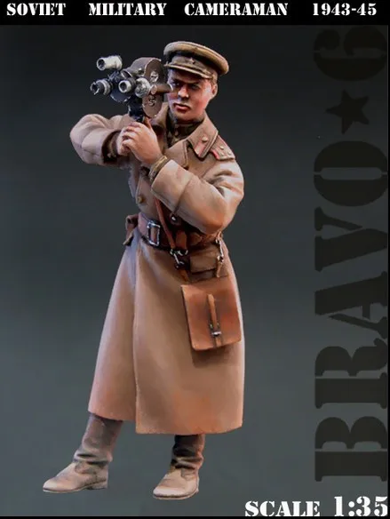 

1/35 Scale WW2 Soviet war correspondent Figure Resin Model Kit Free Shipping