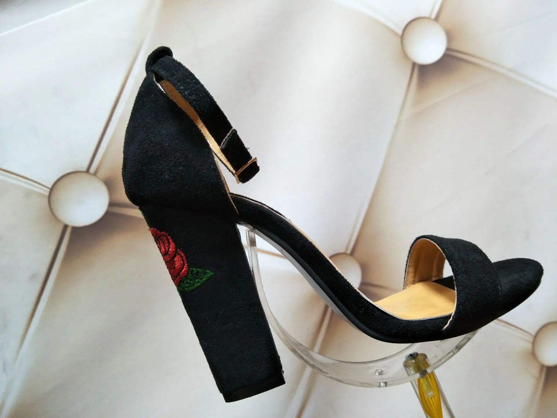 Sapatos de camurça com salto alto feminino,