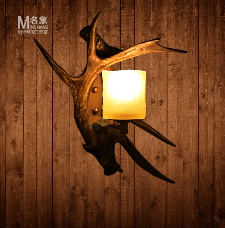 

As a Vintage American pastoral village restaurant lighting lamp bedside European style stair antlers