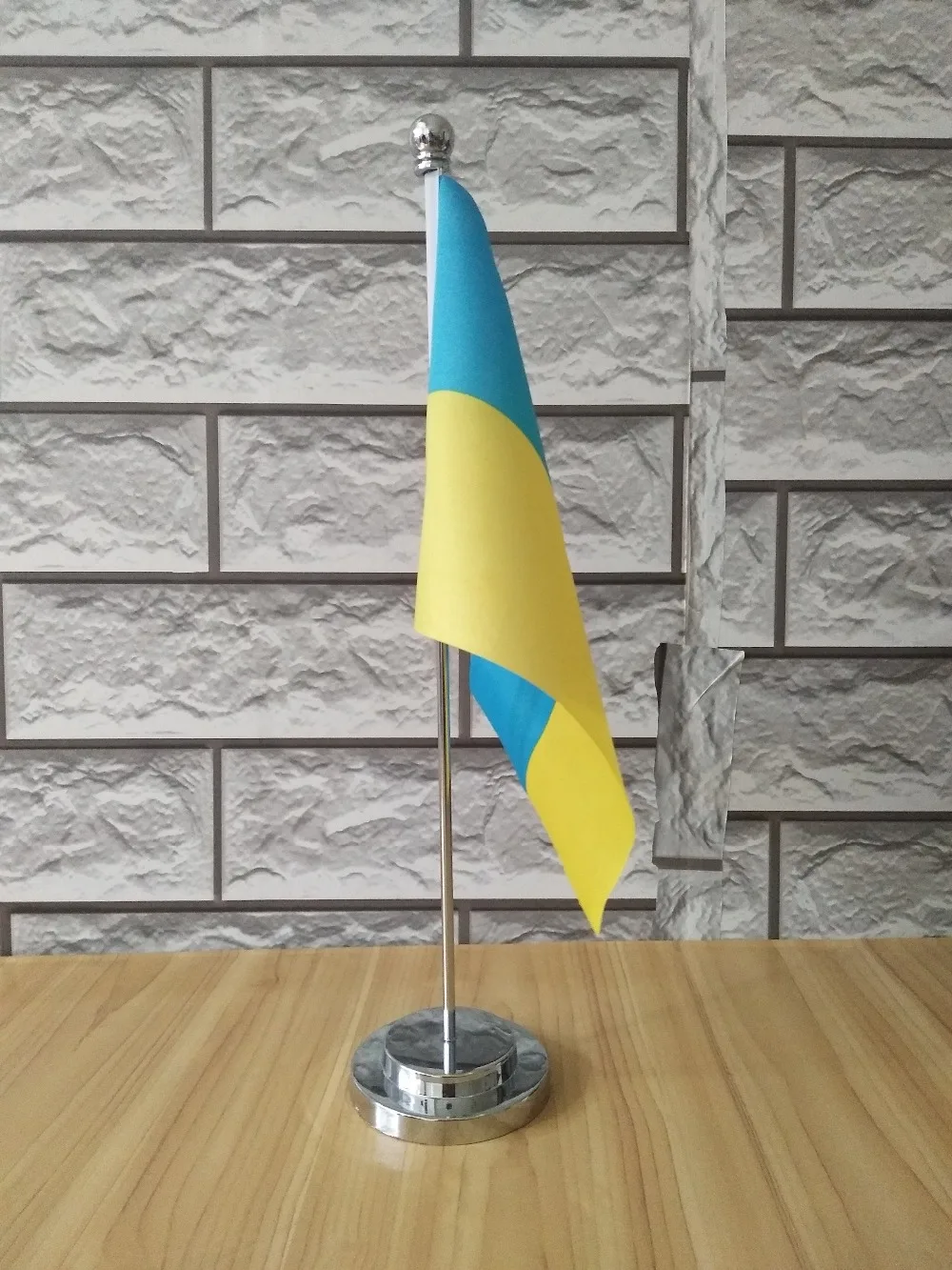 B32 (1)