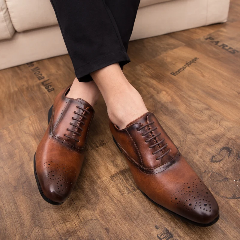 

JMaiou Brand Leather Men Oxford Shoes British Style Retro Carved Bullock Formal Men Dress Shoes leather shoes Dress Shoes C4