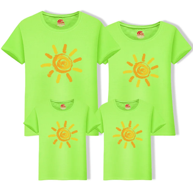 Family Matching Outfit Summer Short Sleeve T Shirt Top Clothes Cotton Mother Father Son daughter Dresses Sun Painting LD10269