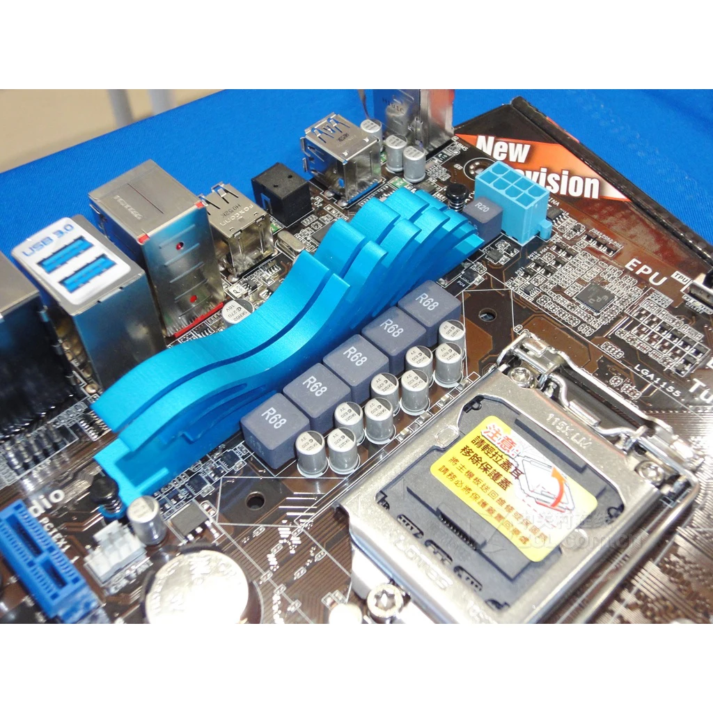 LGA 1155 для ASUS P8P67 LE Оригинальное P8 P67 32nm материнская плата по стандарту ATX DDR3 USB3.0 32 Гб