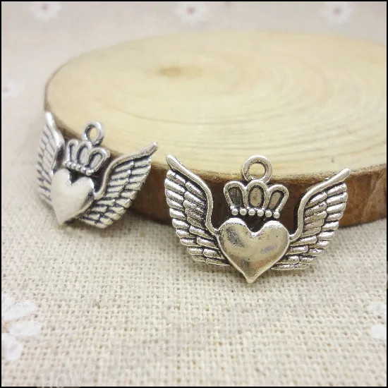 

40 pcs Vintage Charms Heart Wing Pendant Antique silver Fit Bracelets Necklace DIY Metal Jewelry Making