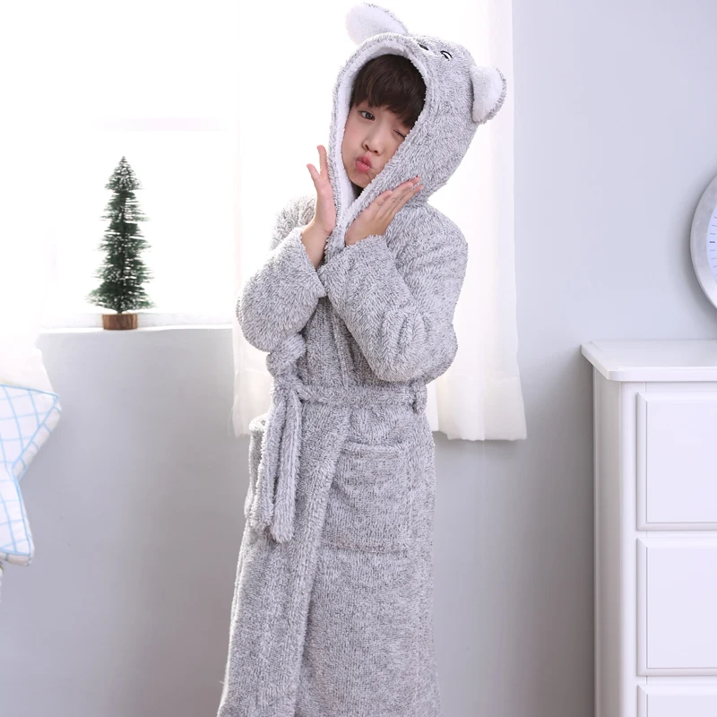 Günstig Neue Winter Großen Jungen Bad Robe Kinder Mit Kapuze Flanell Pyjamas Verdicken Verlängern Bademäntel für Teenager Junge Casual Cartoon Pyjamas