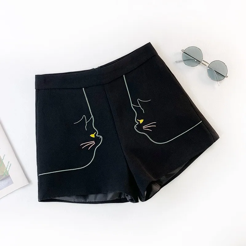 

Summer New Women High Waist Suit Shorts Pocket Embroidery Loose Shorts Ladies Casual Black White Loose Shorts