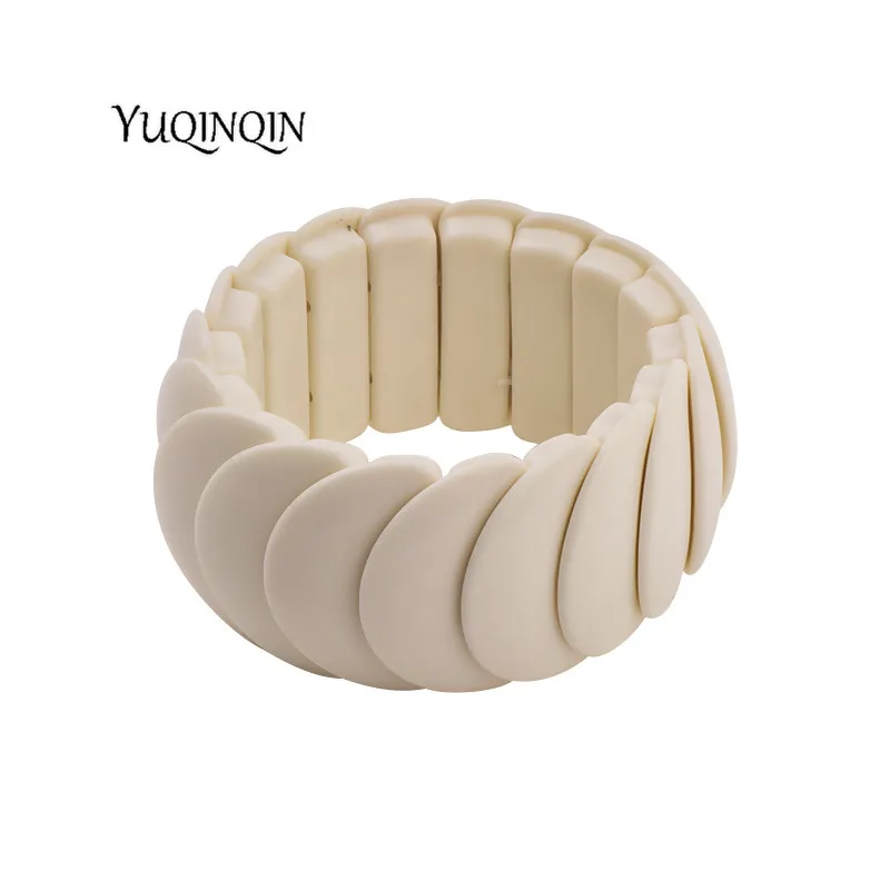 

Classic Resin Cuff Fashion Wide Bracelets Bangles for Women Stretch Acrylic Link Bracelet Hand Female Charm Simple Party Jewelry