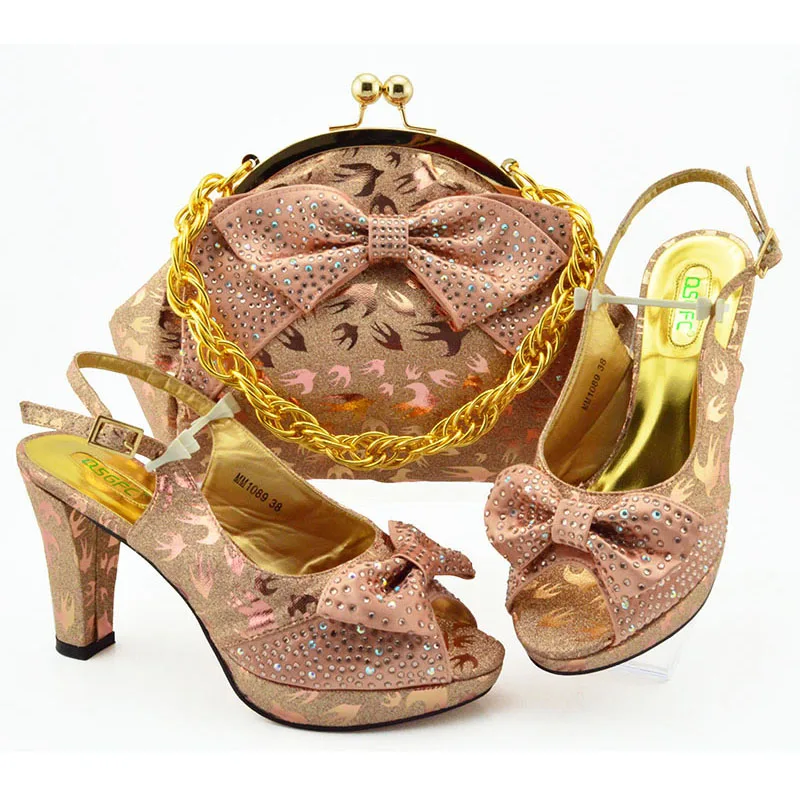 Высокое качество Африканский персикового цвета; комплекты дизайнерской обуви и сумочка в комплекте в итальянском стиле с подходящей сумочкой обувь для вечеринок с С сумочкой в одинаковом стиле в комплекте