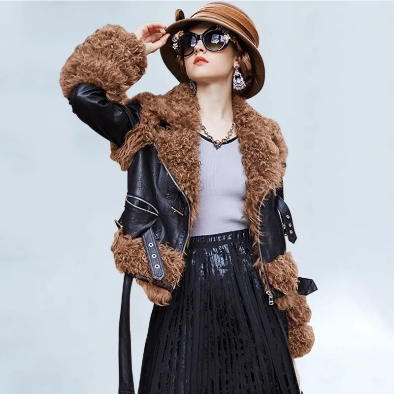 

Autumn And Winter lambswool Coat Women 2019 new winter Genuine Leather jacket short Locomotive Bomber Jacket Real fur Coat 129