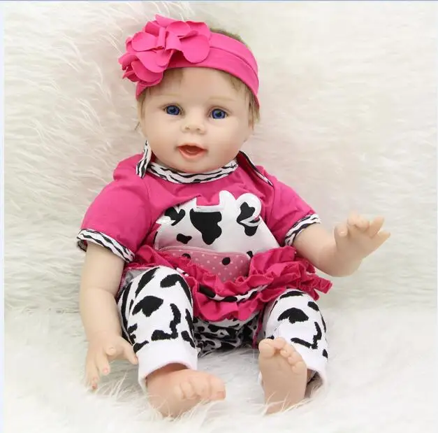 doll 3 Горячая Распродажа, 22 дюйма, Реалистичная кукла-Реборн, ткань для тела, для новорожденной принцессы, для девочки, Этнические куклы, для детей, на день рождения, рождественские подарки - Цвет: doll 3