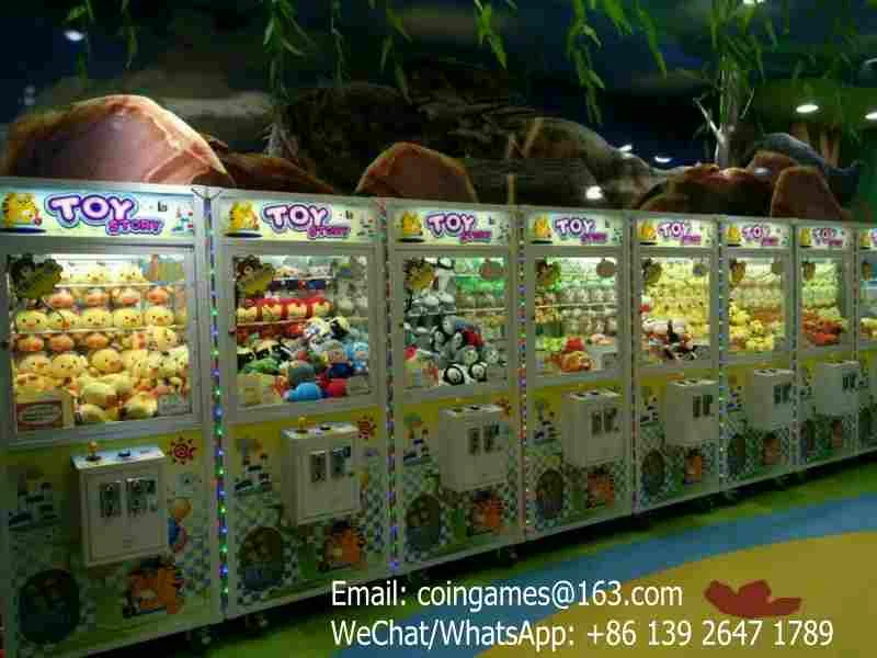 Coin Operated Arcade Games Cranes Claw Machine For Salein Coin Operated Games from Sports