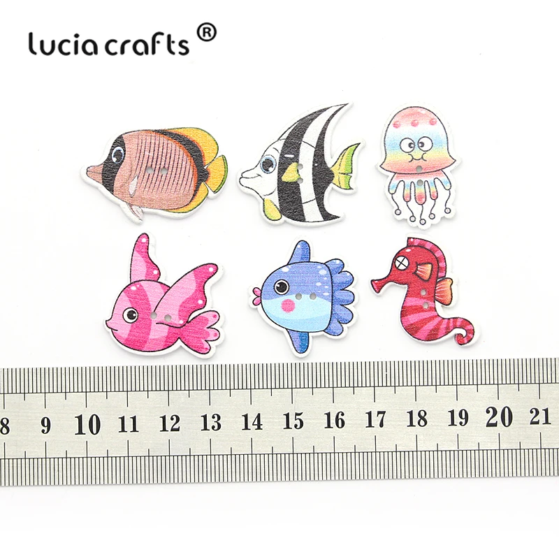 Распродажа Lucia crafts 12 штук случайный смешанный с мультяшной рыбкой; деревянные пуговицы с 2 отверстиями для своими руками шитьё вручную одежды аксессуары DIY ремесло E0223