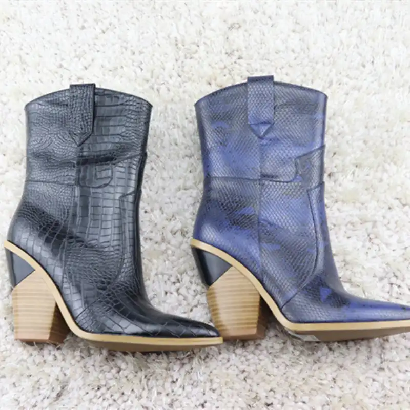 large size cowboy boots