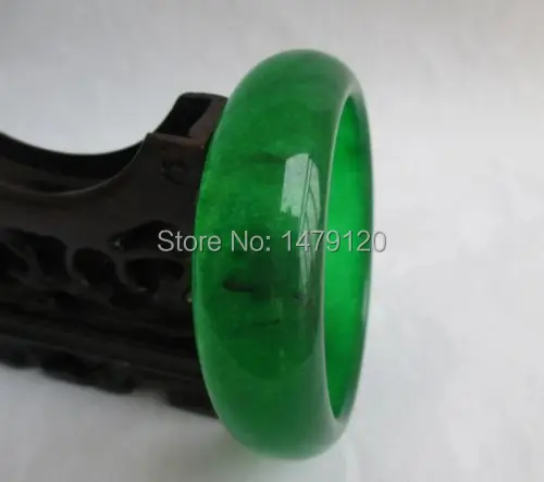 

Burma's natural stone green bracelet