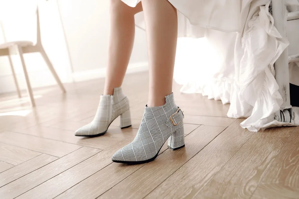 Г., женские ботинки большого размера модная женская обувь на высоком каблуке с острым носком в клетку пикантные осенне-зимние женские ботильоны