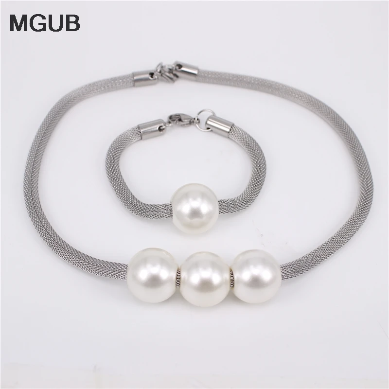 

Imitation pearl Lobster buckle snake chain Bracelet set Exaggerated female stainless steel gift